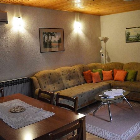 Apartment Racing Beli Manastir 外观 照片