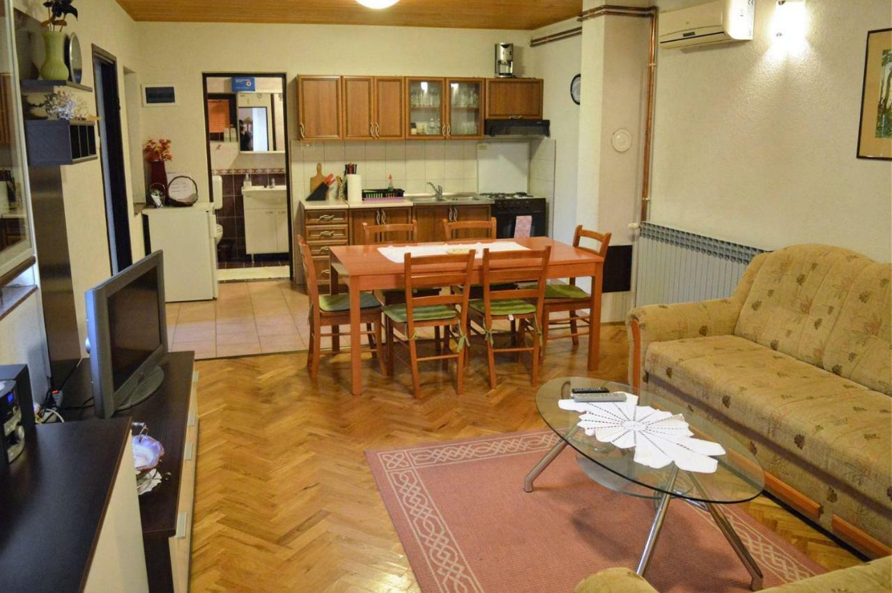 Apartment Racing Beli Manastir 外观 照片